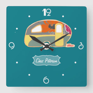 Türkisfarbene Retro-Wohnwagen-Design Quadratische Wanduhr