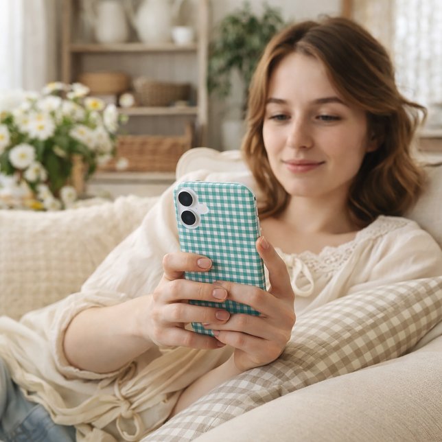 Türkisfarbenes und weißes Gingham-Karo-Muster Case-Mate iPhone Hülle (A phone case with a gingham plaid pattern.)