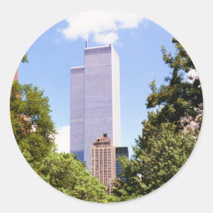 Türme durch die Bäume Runder Aufkleber