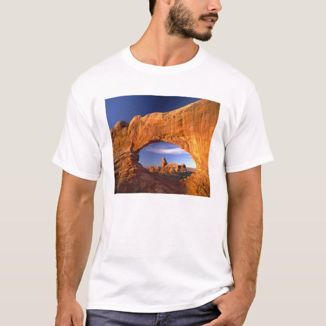 Turret Arch, Arches National Park, Utah, USA T-Shirt (Vorderseite)