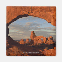 Turret Arch durch Nordfenster gesehen , Arche