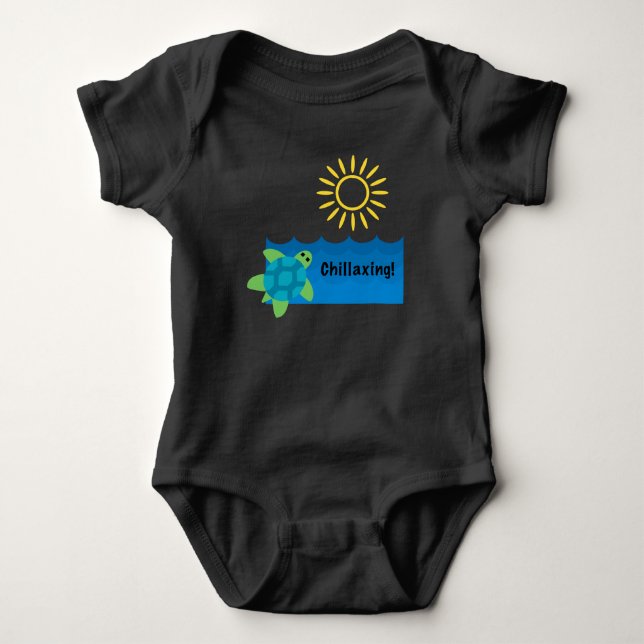 Turtle Chillaxing Design - Baby Jersey Bodysuit Strampler (Vorderseite)