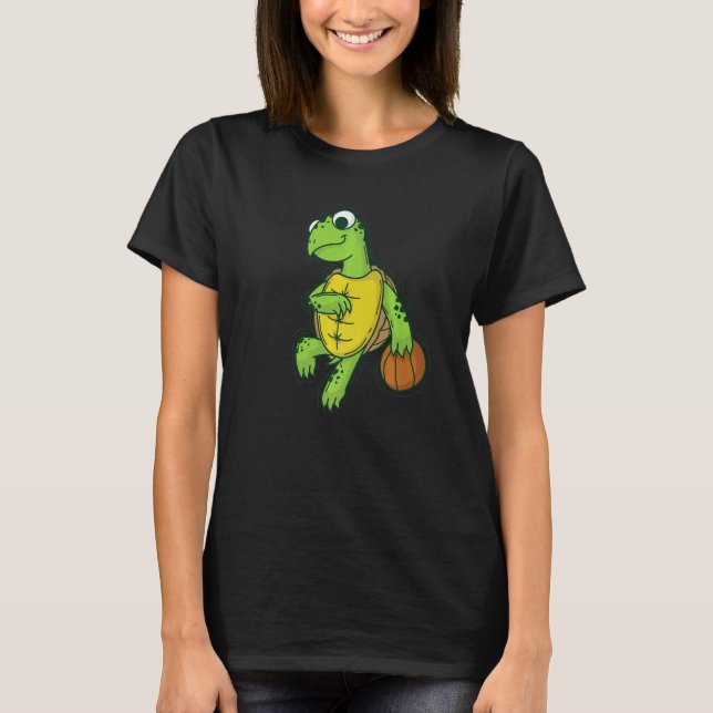Turtle plays and loves Basketball T-Shirt (Vorderseite)