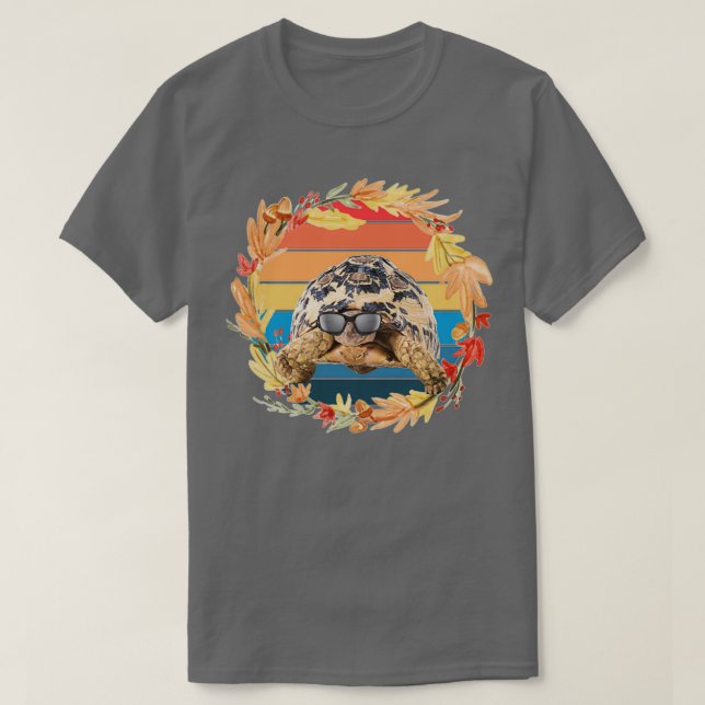 Turtle Wearing Sonnenbrille Vintag T-Shirt (Design vorne)