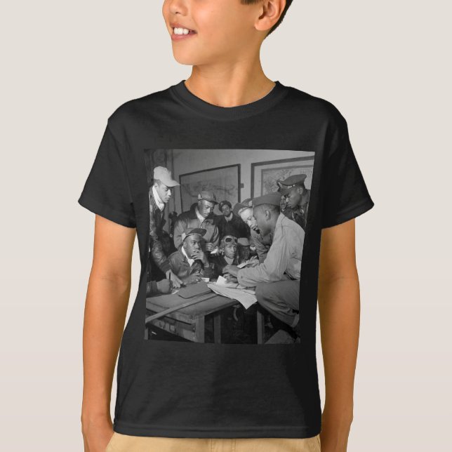 Tuskegee Flieger-332. Kämpfer-Gruppen-Piloten T-Shirt (Vorderseite)