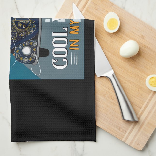 Tuxedo Cat Highway Cool Wind In My Hair Hippie Cat Geschirrtuch (Viertel Falte)