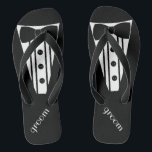 Tuxedo Flip Flops | Grooms Beach Wedding<br><div class="desc">Die perfekte Touch zum Ziel Strand oder Hochzeit am Pool. Schwarze Flip Flops mit schwarz-weißem Smoking, weißem Shirt und schwarzem Bogen Krawatte Bild. Ihr Bräutigam wird mit diesen modischen "Formal Tuxedo Flip-Flops" im Stil heiraten. Fügen Sie der Braut einen passenden Hochzeitskleid-Stil hinzu! Besuchen Sie bitte meinen Shop "The Hungarican Princess...</div>