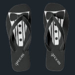 Tuxedo Flip Flops | Grooms Beach Wedding<br><div class="desc">Die perfekte Touch zum Ziel Strand oder Hochzeit am Pool. Schwarze Flip Flops mit schwarz-weißem Smoking, weißem Shirt und schwarzem Bogen Krawatte Bild. Ihr Bräutigam wird mit diesen modischen "Formal Tuxedo Flip-Flops" im Stil heiraten. Fügen Sie der Braut einen passenden Hochzeitskleid-Stil hinzu! Besuchen Sie bitte meinen Shop "The Hungarican Princess...</div>