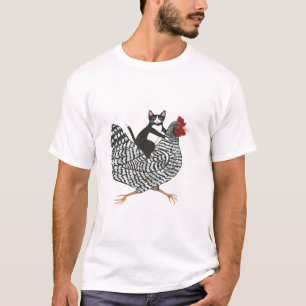 .Tuxedo Katze auf einem Huhn T-Shirt
