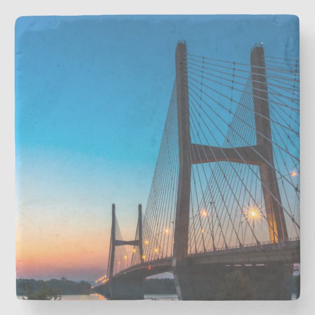 Twilight auf Bill Emerson Bridge Steinuntersetzer (Vorderseite)