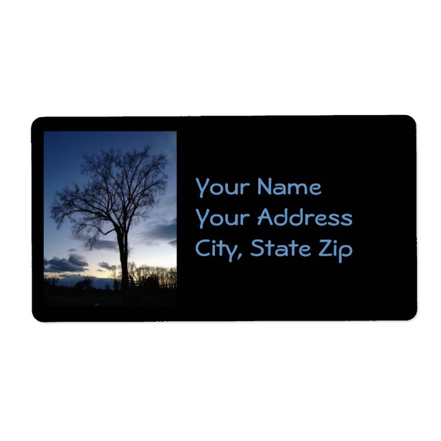 Twilight auf dem Baum in den Winteradressen (Vorne)