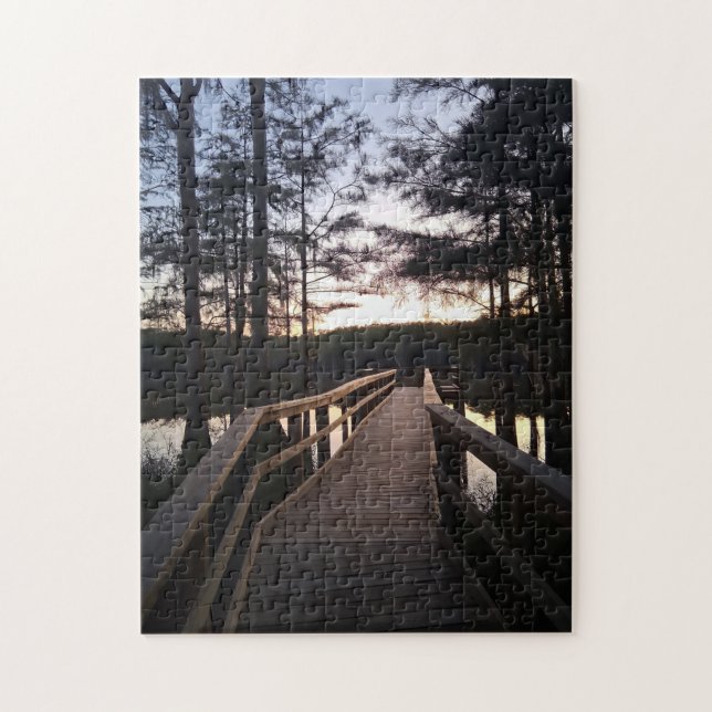 Twilight-Brücke im Zypressenwald Puzzle (Vertikal)