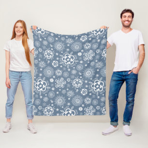 Twilight Garden - Ein traditioneller Blumen-Tanz Fleecedecke