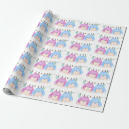 Twin Baby Boy and Girl On Clothesline Geschenkpapier