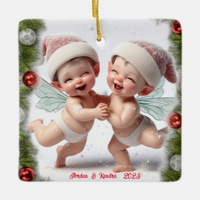Twin Baby Christmas Fairies Keramikornament (Vorderseite)