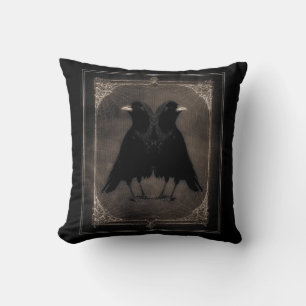 Twin Goth Chicks Kissen