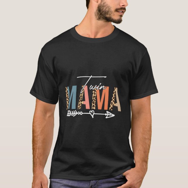 Twin Mama Mütter Day Leopard Junge Mutter von Zehn T-Shirt (Vorderseite)