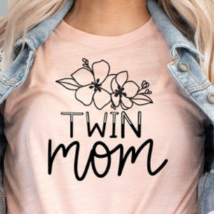 Twin Mama Trendy Wild Blume Script T-Shirt