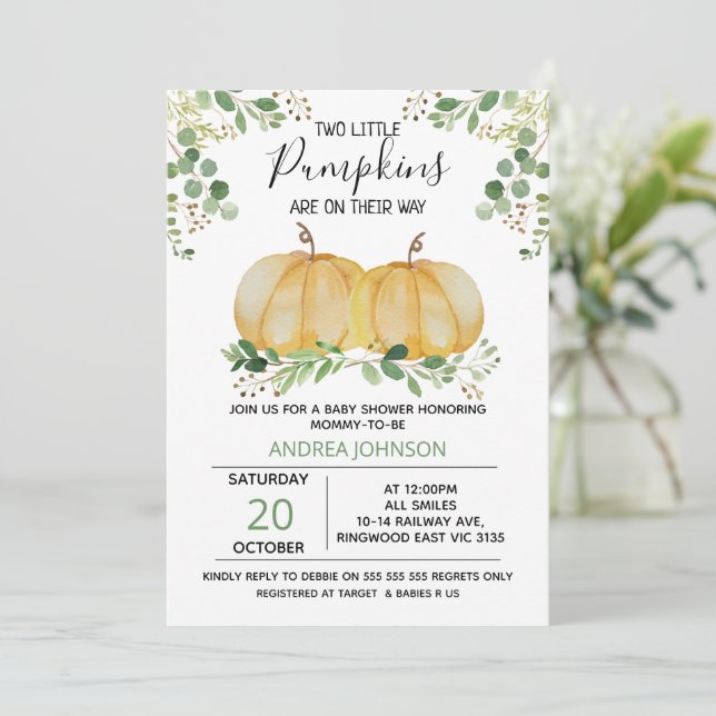 Twins Pumpkin Green Foliage Baby Shower Einladung (Stehend Vorderseite)