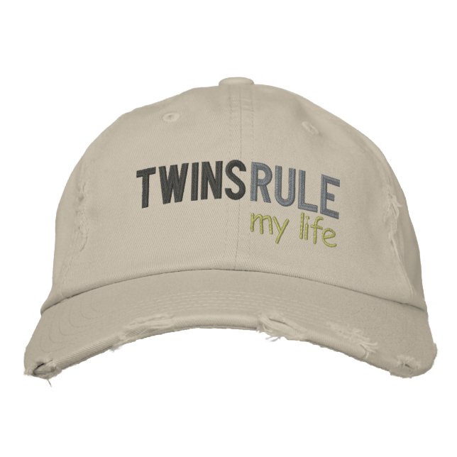 TWINS RULE mein Leben Bestickte Kappe (Vorderseite)