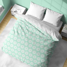 Twirling Daisies auf Mint Duvet Cover