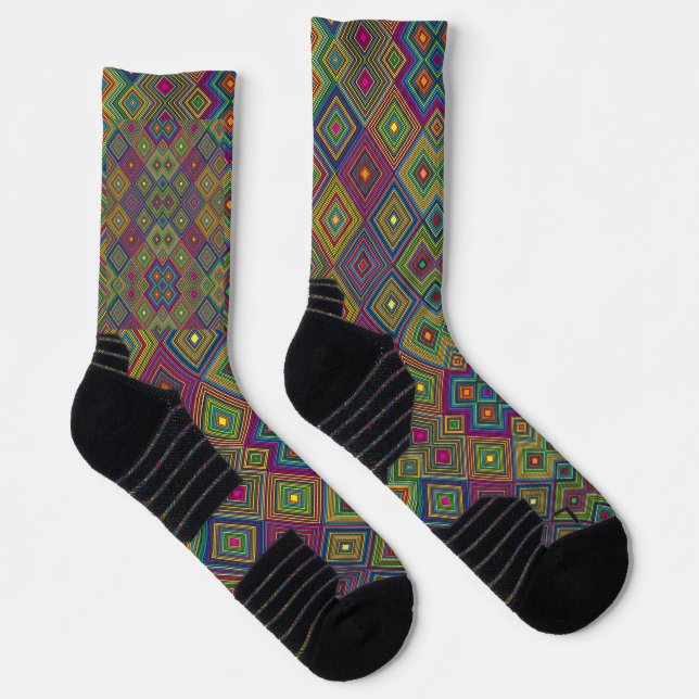 Two views of colorful socks featuring a geometric  socken (Rechts)