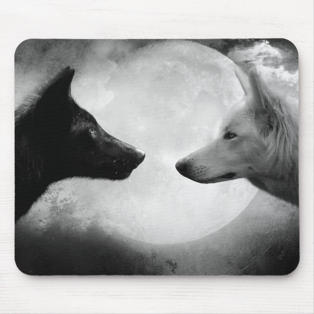Two wolves facing each other mousepad (Vorne)