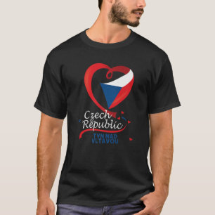 Tyn Nad Vltavou Tschechische Republik Flaggenüberz T-Shirt