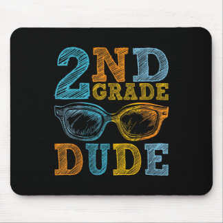 Typ des 2. Schuljahres Zurück zur Schule Schüler J Mousepad