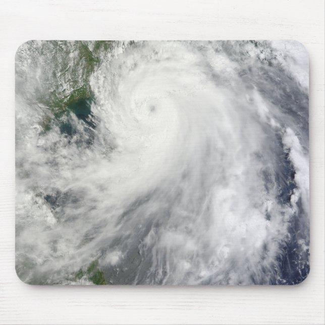 Typhoon Chanthu Mousepad (Vorne)