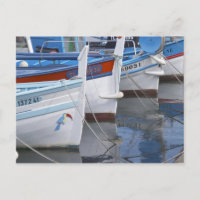 Typische provenzalische Fischerboote in 2 Farben b