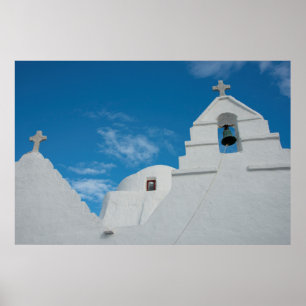 Typische weiß getünchte Kirche Poster