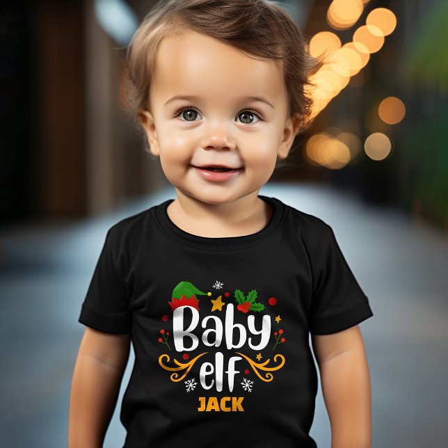 Typografie Baby Elf Fun Family Matching Baby T-shirt (Von Creator hochgeladen)