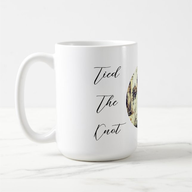 Typografie tied The Knot Couple Name Tasse (Links)
