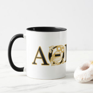 Typografie von Athen mit antikem Athenialuegel Tasse