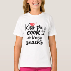 TYPOGRAFIE-ZITAT '''KÜSS DEN KOCH''' T-Shirt