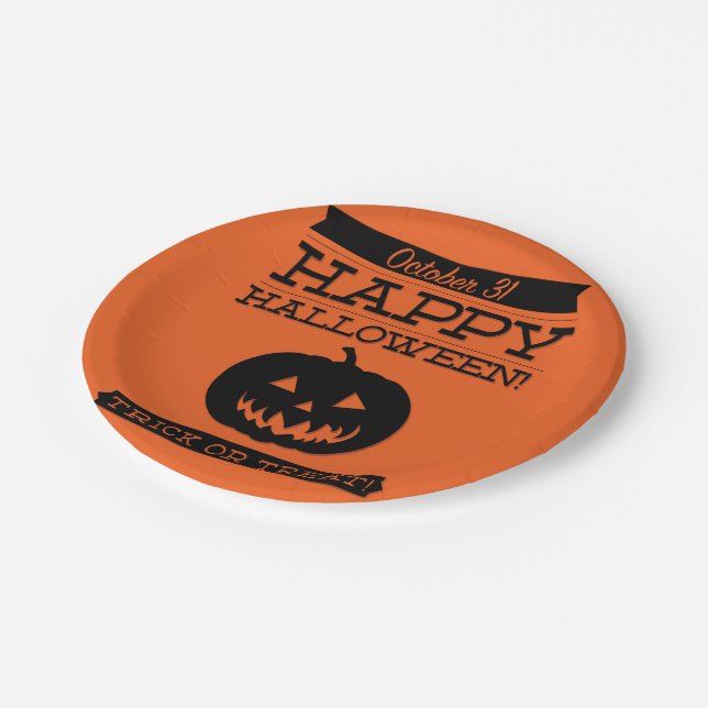 Typografisches Retro Halloween Pappteller (Schrägansicht)
