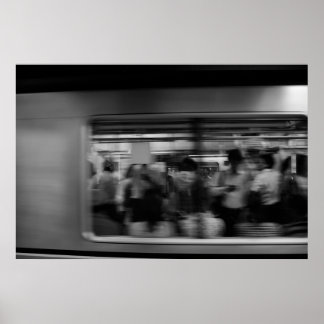 U-Bahn von Tokio - Schwarzweißfotografie Poster