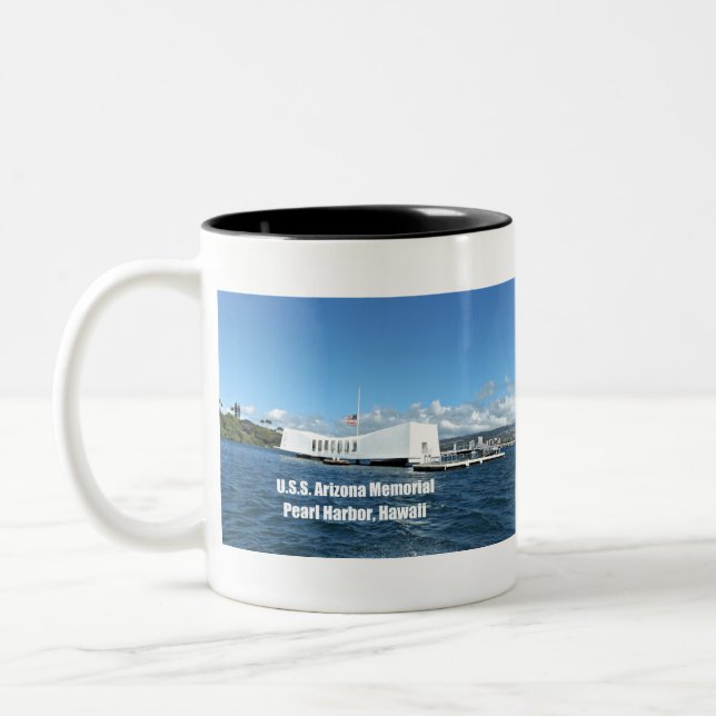 U.S. Arizona Memorial Zweifarbige Tasse (Links)