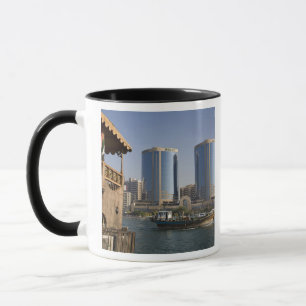 UAE, Dubai, Dubai Creek. Dhow-Kreuzungskanal Tasse