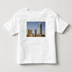 UAE, Dubai. Park Place Tower und andere Kleinkind T-shirt