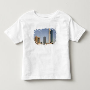 UAE, Dubai. Park Place Tower und andere Kleinkind T-shirt
