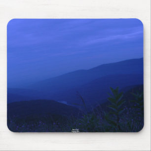 Über Dämmerung Mousepad hinaus