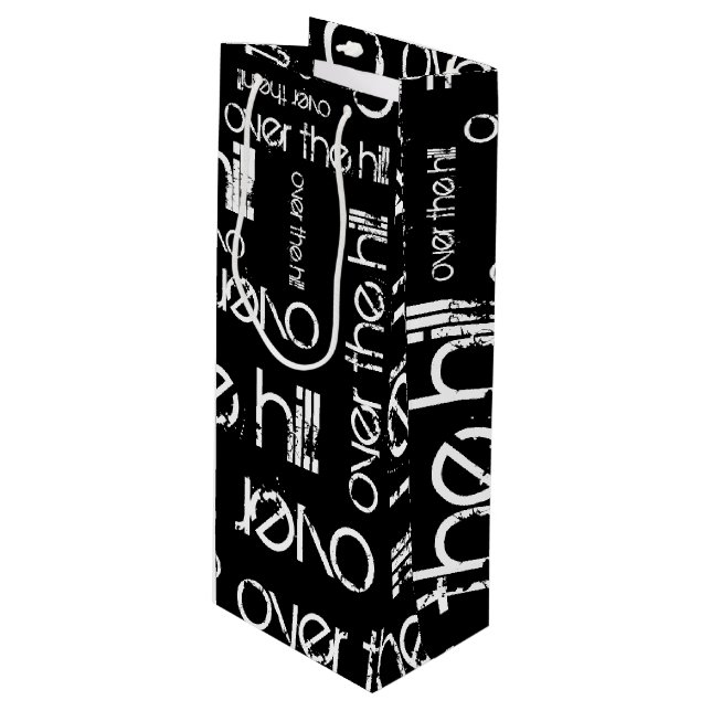 Über dem Hügel Geschenktüte Für Weinflaschen (Vorderseite Schrägansicht)