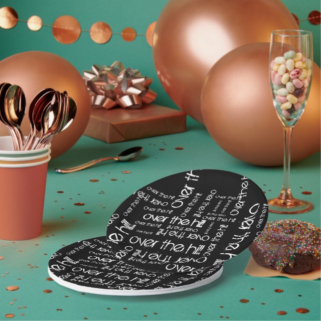 Über dem Hügel Pappteller (Multi)