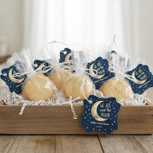 Über dem Mond Babydusche Geschenkanhänger
