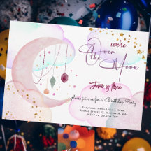 Über dem Mond herrlicher pastellfarbener Kindergeb