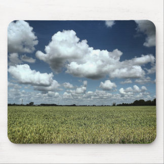 Über den Feldern gehen wir Mousepad