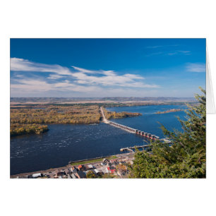 Über Fluss Mississipi und Verdammung bei Alma