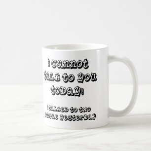 Über meiner Introvertierten-Grenze Lustiger Becher Tasse